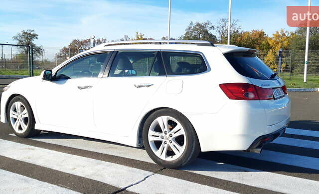 Белый Хонда Аккорд, объемом двигателя 2.4 л и пробегом 287 тыс. км за 8600 $, фото 18 на Automoto.ua