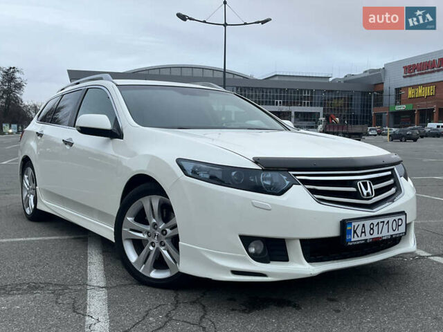 Белый Хонда Аккорд, объемом двигателя 2.35 л и пробегом 260 тыс. км за 12500 $, фото 8 на Automoto.ua