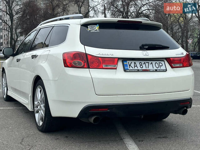 Белый Хонда Аккорд, объемом двигателя 2.35 л и пробегом 260 тыс. км за 12500 $, фото 20 на Automoto.ua