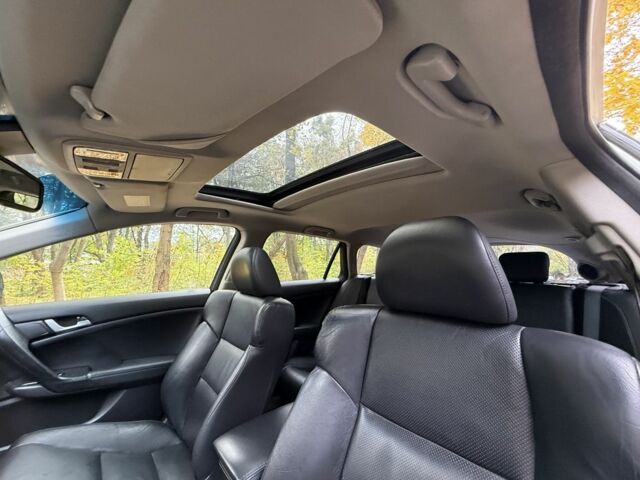 Белый Хонда Аккорд, объемом двигателя 0 л и пробегом 220 тыс. км за 8850 $, фото 14 на Automoto.ua