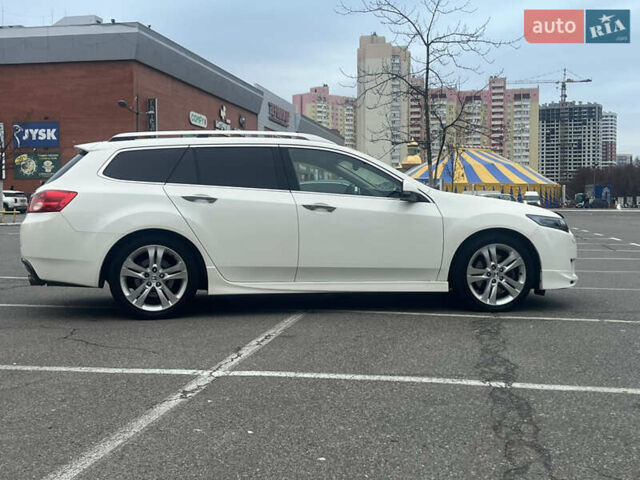 Белый Хонда Аккорд, объемом двигателя 2.35 л и пробегом 260 тыс. км за 12500 $, фото 21 на Automoto.ua