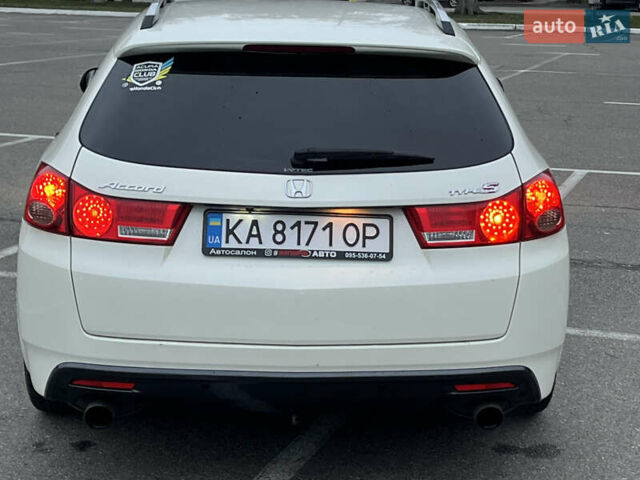 Белый Хонда Аккорд, объемом двигателя 2.35 л и пробегом 260 тыс. км за 12500 $, фото 2 на Automoto.ua