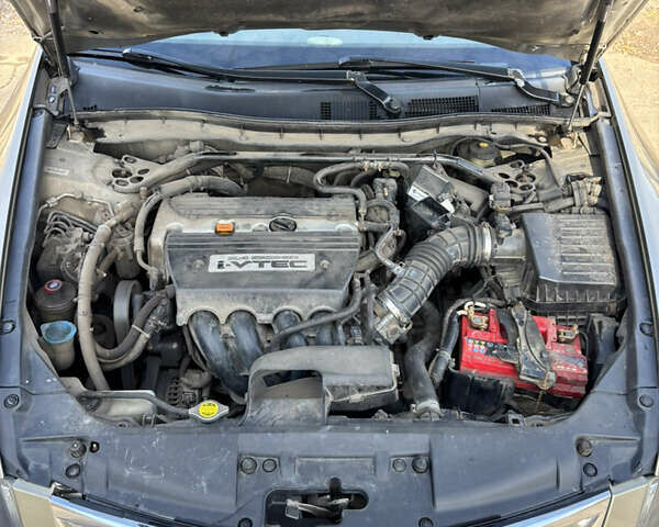 Хонда Аккорд 2007 в Кривом Роге на Automoto.ua Бежевый Хонда Аккорд, объемом двигателя 2.35 л и пробегом 290 тыс. км за 7900 $, фото 7 на Automoto.ua