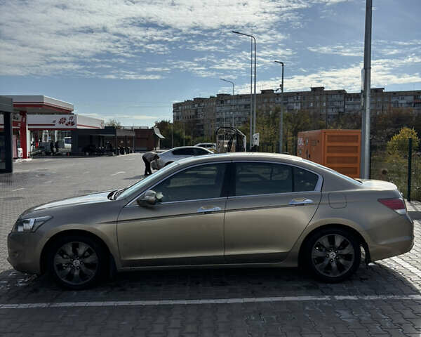 Хонда Аккорд 2007 в Кривом Роге на Automoto.ua Бежевый Хонда Аккорд, объемом двигателя 2.35 л и пробегом 290 тыс. км за 7900 $, фото 3 на Automoto.ua