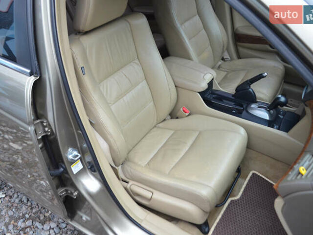 Бежевый Хонда Аккорд, объемом двигателя 2.4 л и пробегом 225 тыс. км за 7500 $, фото 14 на Automoto.ua