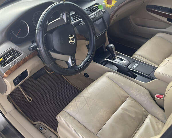 Бежевий Хонда Аккорд, об'ємом двигуна 2.4 л та пробігом 300 тис. км за 6500 $, фото 10 на Automoto.ua