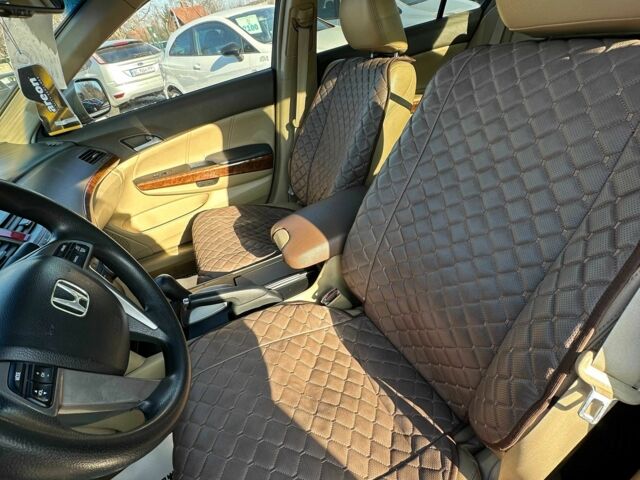 Бежевый Хонда Аккорд, объемом двигателя 2.4 л и пробегом 235 тыс. км за 7200 $, фото 14 на Automoto.ua