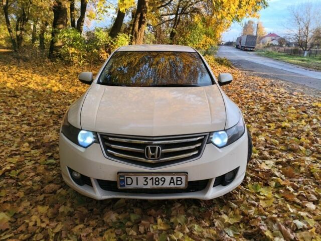 Бежевый Хонда Аккорд, объемом двигателя 2 л и пробегом 300 тыс. км за 7000 $, фото 1 на Automoto.ua