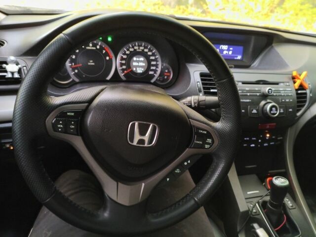 Бежевый Хонда Аккорд, объемом двигателя 2 л и пробегом 300 тыс. км за 7000 $, фото 4 на Automoto.ua