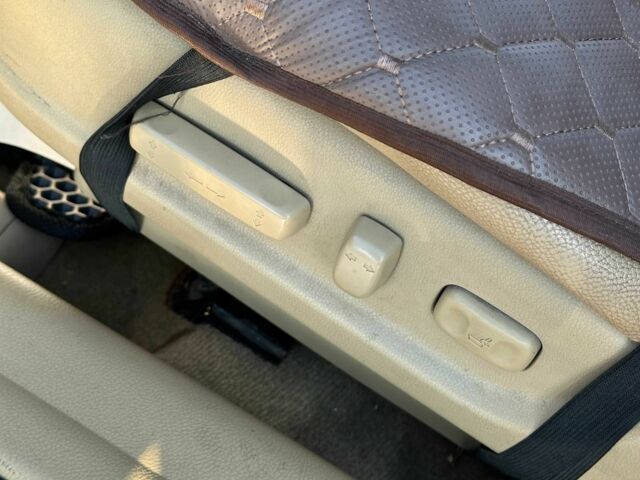 Бежевый Хонда Аккорд, объемом двигателя 2.4 л и пробегом 235 тыс. км за 7200 $, фото 13 на Automoto.ua