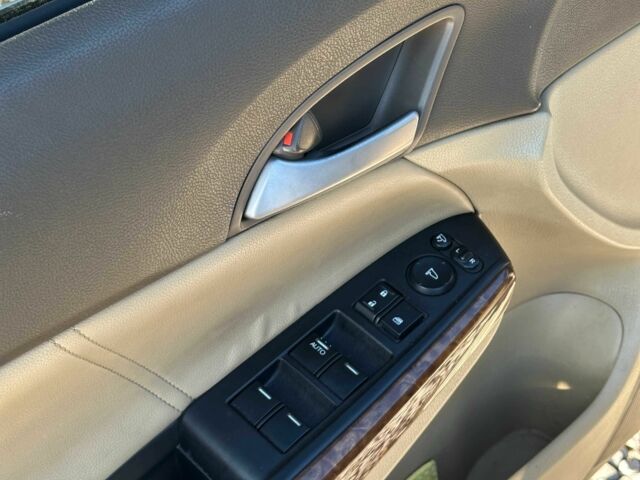 Бежевый Хонда Аккорд, объемом двигателя 2.4 л и пробегом 235 тыс. км за 7200 $, фото 11 на Automoto.ua