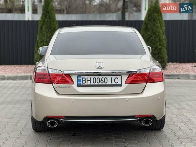Бежевый Хонда Аккорд, объемом двигателя 2.4 л и пробегом 191 тыс. км за 12600 $, фото 4 на Automoto.ua