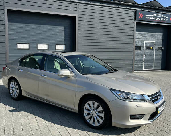 Бежевый Хонда Аккорд, объемом двигателя 2.36 л и пробегом 126 тыс. км за 15500 $, фото 1 на Automoto.ua