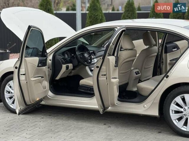 Бежевый Хонда Аккорд, объемом двигателя 2.4 л и пробегом 191 тыс. км за 12600 $, фото 10 на Automoto.ua