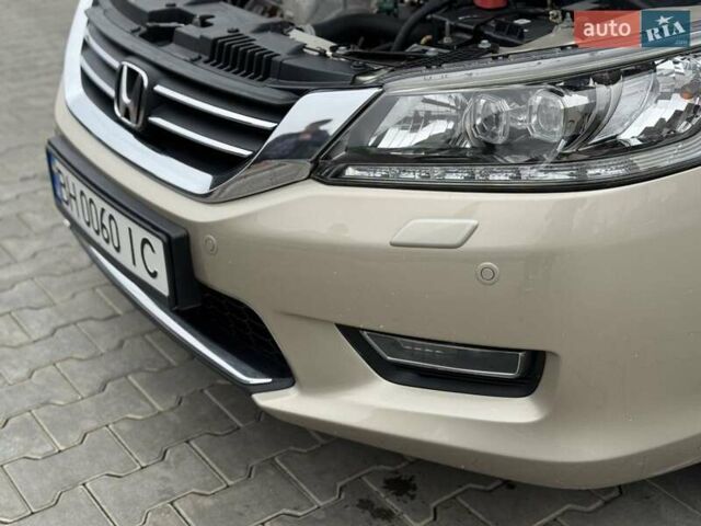 Бежевый Хонда Аккорд, объемом двигателя 2.4 л и пробегом 191 тыс. км за 12600 $, фото 24 на Automoto.ua