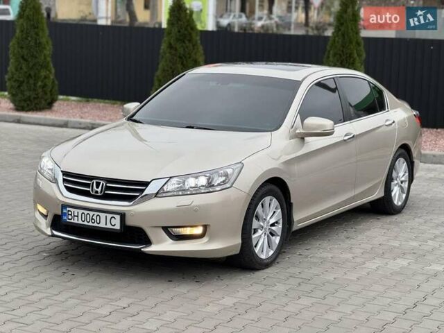 Бежевый Хонда Аккорд, объемом двигателя 2.4 л и пробегом 191 тыс. км за 12600 $, фото 2 на Automoto.ua