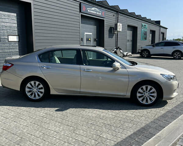 Бежевый Хонда Аккорд, объемом двигателя 2.36 л и пробегом 126 тыс. км за 15500 $, фото 2 на Automoto.ua