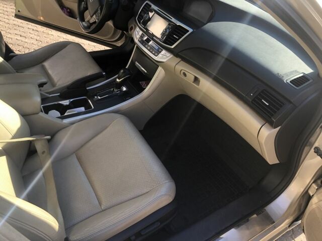 Бежевый Хонда Аккорд, объемом двигателя 2 л и пробегом 214 тыс. км за 14300 $, фото 12 на Automoto.ua