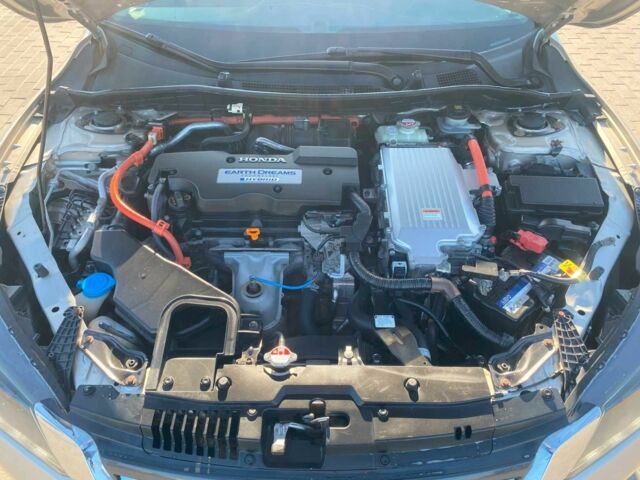 Бежевый Хонда Аккорд, объемом двигателя 2 л и пробегом 270 тыс. км за 11112 $, фото 6 на Automoto.ua