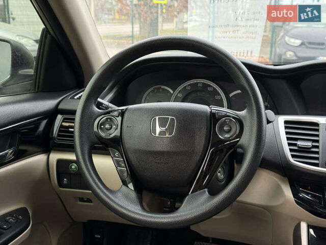 Бежевый Хонда Аккорд, объемом двигателя 2.36 л и пробегом 70 тыс. км за 14700 $, фото 13 на Automoto.ua