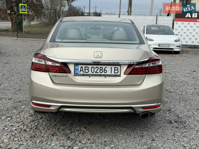 Бежевый Хонда Аккорд, объемом двигателя 2.36 л и пробегом 70 тыс. км за 14700 $, фото 3 на Automoto.ua