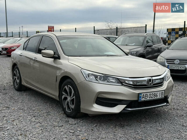 Бежевый Хонда Аккорд, объемом двигателя 2.36 л и пробегом 70 тыс. км за 14700 $, фото 2 на Automoto.ua