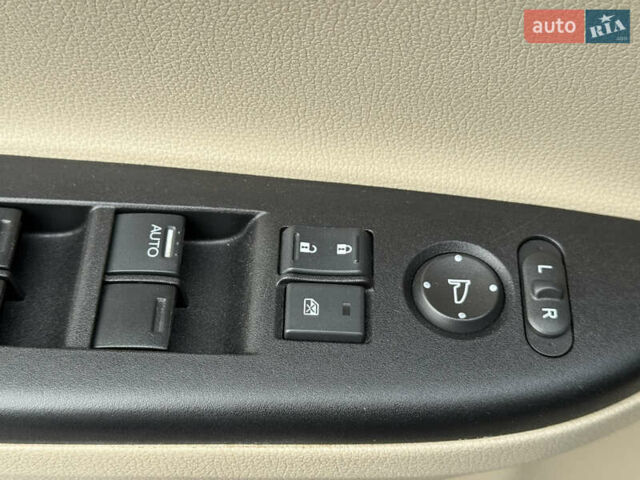 Бежевый Хонда Аккорд, объемом двигателя 2.36 л и пробегом 70 тыс. км за 14700 $, фото 9 на Automoto.ua