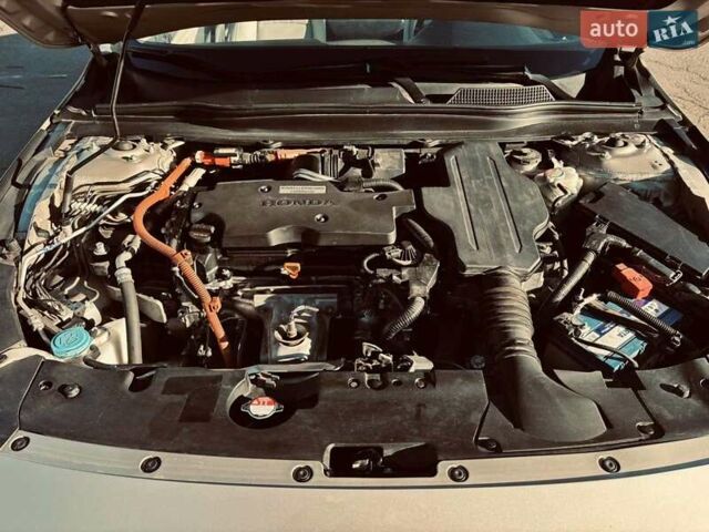 Бежевый Хонда Аккорд, объемом двигателя 2 л и пробегом 165 тыс. км за 19300 $, фото 8 на Automoto.ua