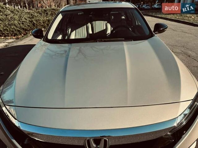 Бежевый Хонда Аккорд, объемом двигателя 2 л и пробегом 165 тыс. км за 19300 $, фото 3 на Automoto.ua