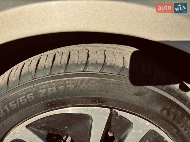 Бежевый Хонда Аккорд, объемом двигателя 2 л и пробегом 165 тыс. км за 19300 $, фото 7 на Automoto.ua