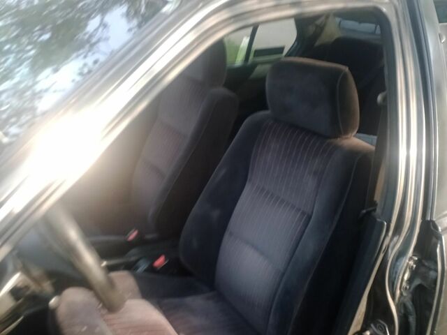 Черный Хонда Аккорд, объемом двигателя 2.2 л и пробегом 334 тыс. км за 1500 $, фото 1 на Automoto.ua