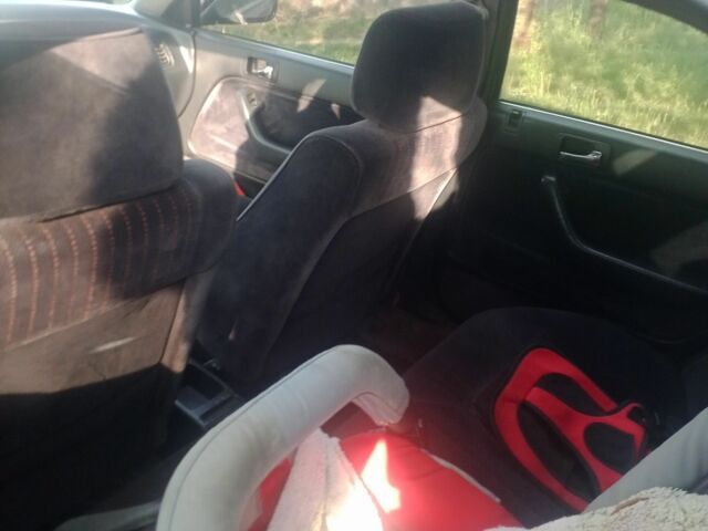 Черный Хонда Аккорд, объемом двигателя 2.2 л и пробегом 334 тыс. км за 1500 $, фото 5 на Automoto.ua