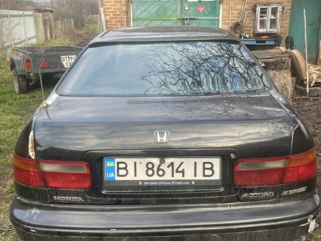 Черный Хонда Аккорд, объемом двигателя 2 л и пробегом 250 тыс. км за 590 $, фото 3 на Automoto.ua