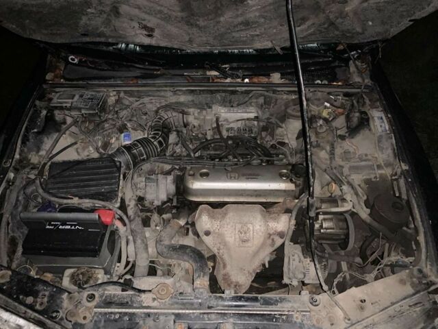 Черный Хонда Аккорд, объемом двигателя 2 л и пробегом 250 тыс. км за 590 $, фото 4 на Automoto.ua