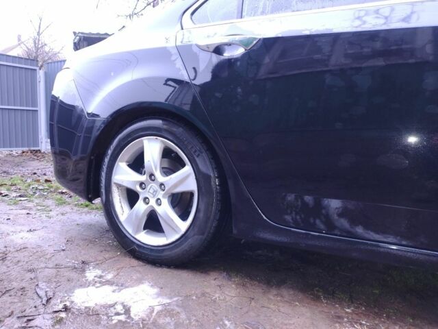 Чорний Хонда Аккорд, об'ємом двигуна 2 л та пробігом 2 тис. км за 10000 $, фото 2 на Automoto.ua