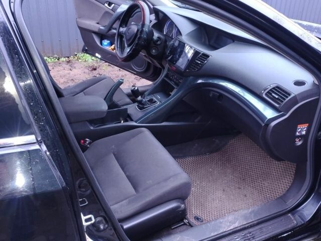 Чорний Хонда Аккорд, об'ємом двигуна 2 л та пробігом 2 тис. км за 10000 $, фото 8 на Automoto.ua