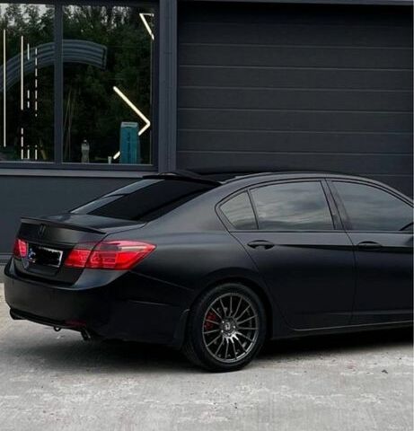 Чорний Хонда Аккорд, об'ємом двигуна 0 л та пробігом 196 тис. км за 16800 $, фото 6 на Automoto.ua