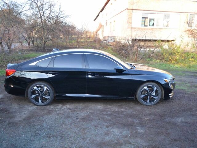 Черный Хонда Аккорд, объемом двигателя 1.5 л и пробегом 132 тыс. км за 16700 $, фото 7 на Automoto.ua