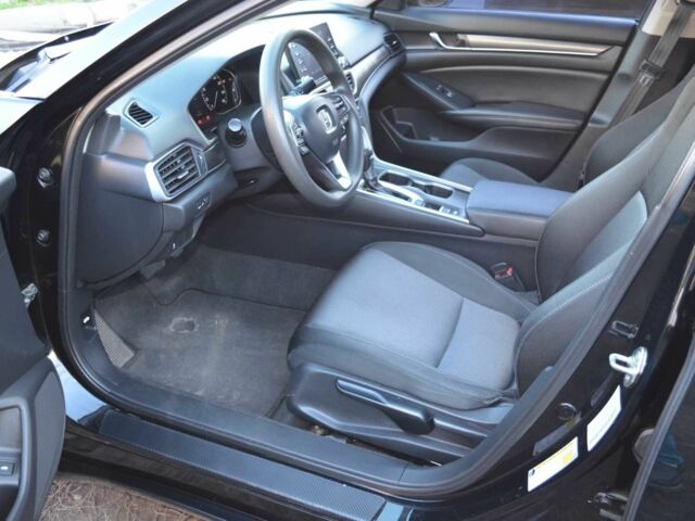 Черный Хонда Аккорд, объемом двигателя 1.5 л и пробегом 132 тыс. км за 16700 $, фото 22 на Automoto.ua