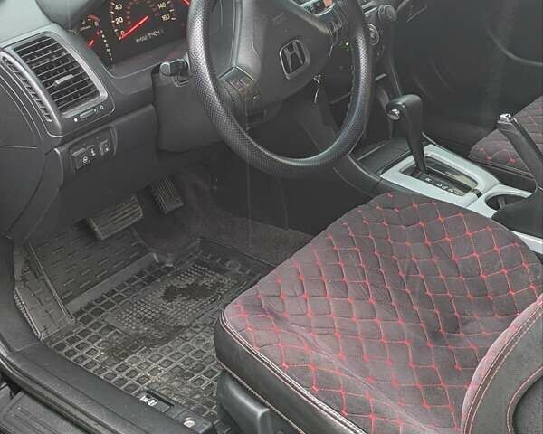 Черный Хонда Аккорд, объемом двигателя 2.4 л и пробегом 262 тыс. км за 5300 $, фото 3 на Automoto.ua