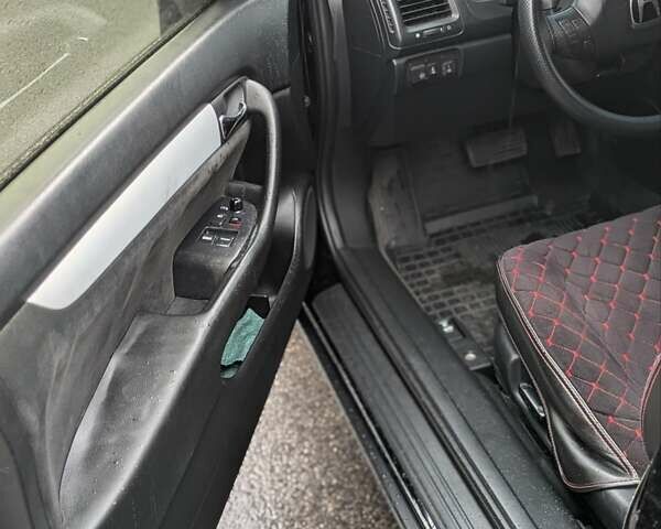 Черный Хонда Аккорд, объемом двигателя 2.4 л и пробегом 262 тыс. км за 5300 $, фото 7 на Automoto.ua