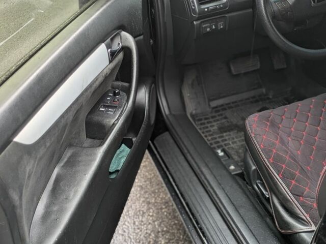 Черный Хонда Аккорд, объемом двигателя 2.4 л и пробегом 164 тыс. км за 5200 $, фото 3 на Automoto.ua