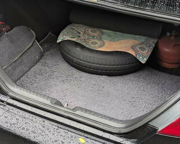 Черный Хонда Аккорд, объемом двигателя 2.4 л и пробегом 262 тыс. км за 5300 $, фото 14 на Automoto.ua