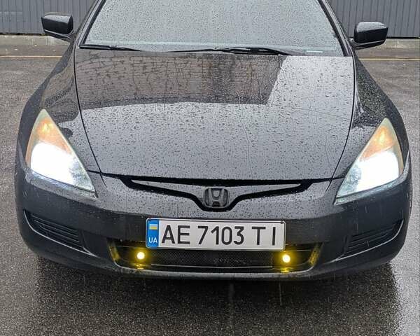Черный Хонда Аккорд, объемом двигателя 2.4 л и пробегом 262 тыс. км за 5300 $, фото 6 на Automoto.ua