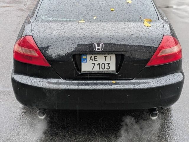 Черный Хонда Аккорд, объемом двигателя 2.4 л и пробегом 164 тыс. км за 5200 $, фото 2 на Automoto.ua