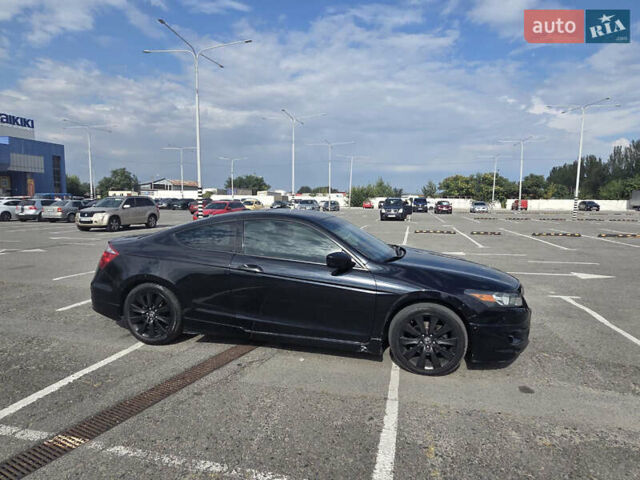 Черный Хонда Аккорд, объемом двигателя 3.5 л и пробегом 256 тыс. км за 8300 $, фото 4 на Automoto.ua