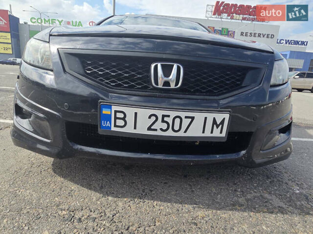 Черный Хонда Аккорд, объемом двигателя 3.5 л и пробегом 256 тыс. км за 8300 $, фото 3 на Automoto.ua
