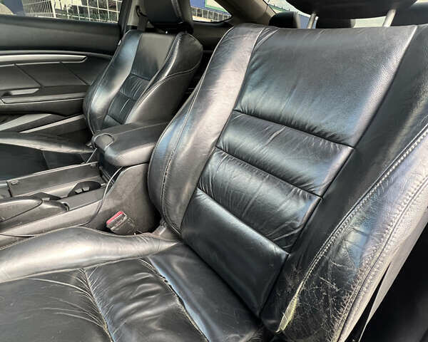 Черный Хонда Аккорд, объемом двигателя 2.4 л и пробегом 241 тыс. км за 8000 $, фото 19 на Automoto.ua