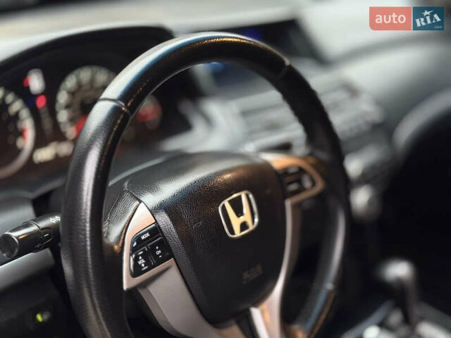Чорний Хонда Аккорд, об'ємом двигуна 2.35 л та пробігом 270 тис. км за 8200 $, фото 22 на Automoto.ua