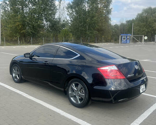 Черный Хонда Аккорд, объемом двигателя 2.4 л и пробегом 241 тыс. км за 8000 $, фото 6 на Automoto.ua